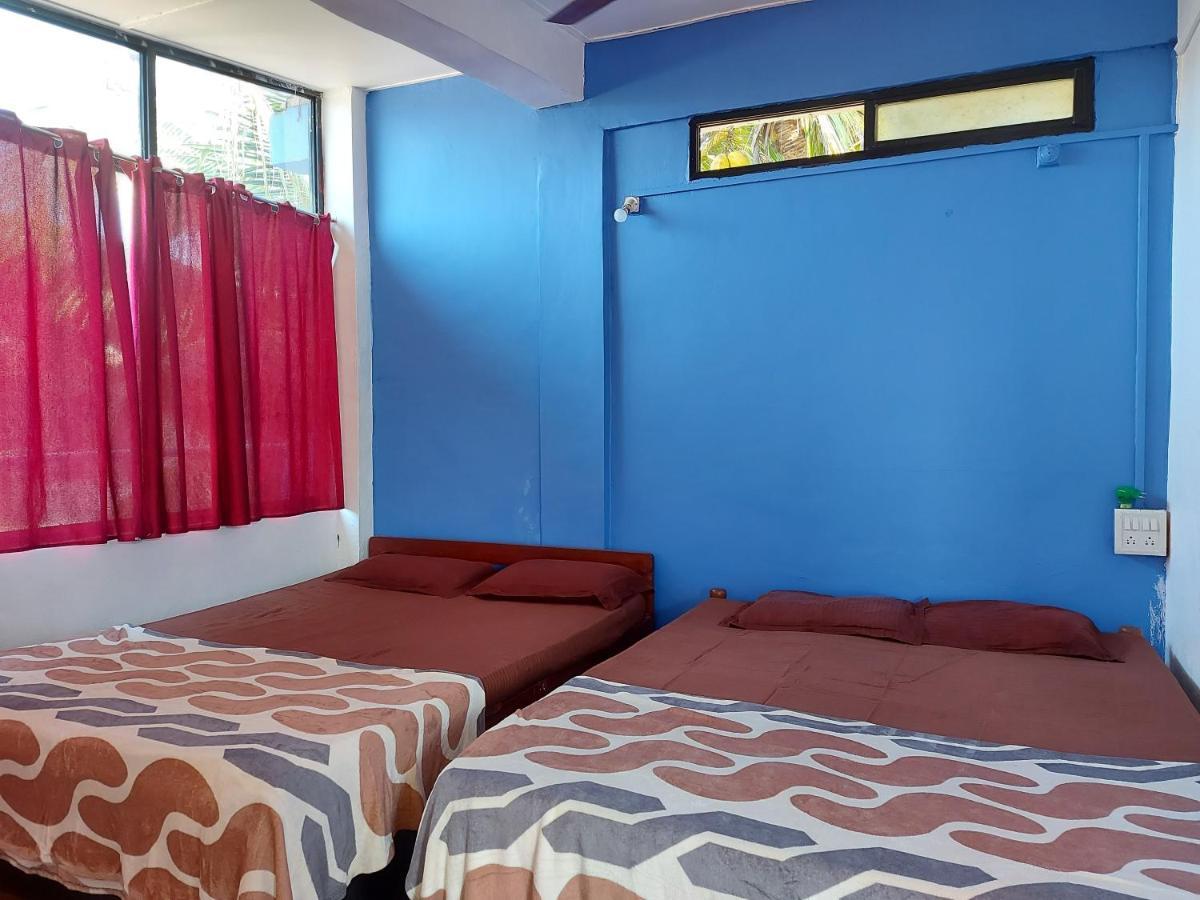 Red Rock गेस्ट हाउस *